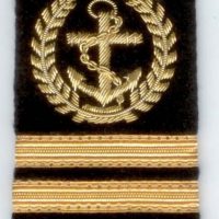 Epaulette with anchor & gold stripes